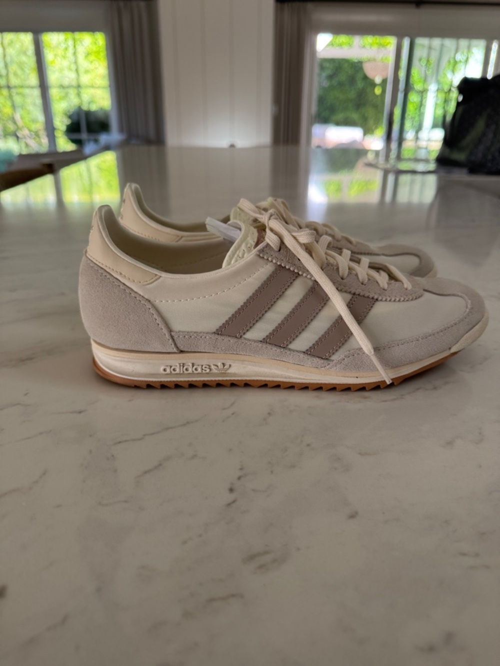 Adidas SL 72 OG Shoes - Picture 2 of 11